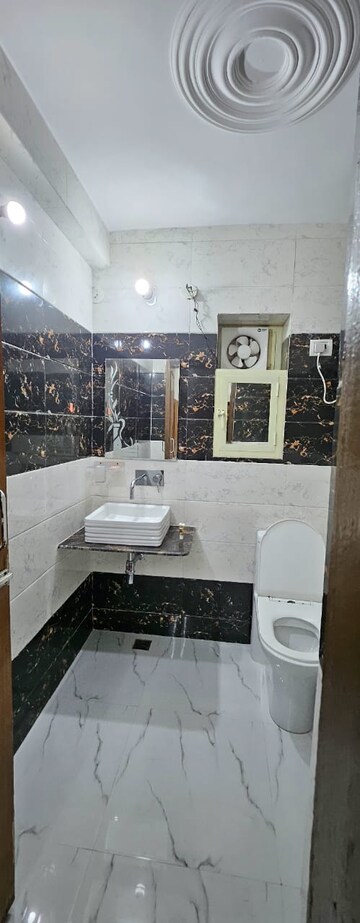 Attached Bathroom in 2 BHK Apartment at Sector 12 Dwarka – for Rent