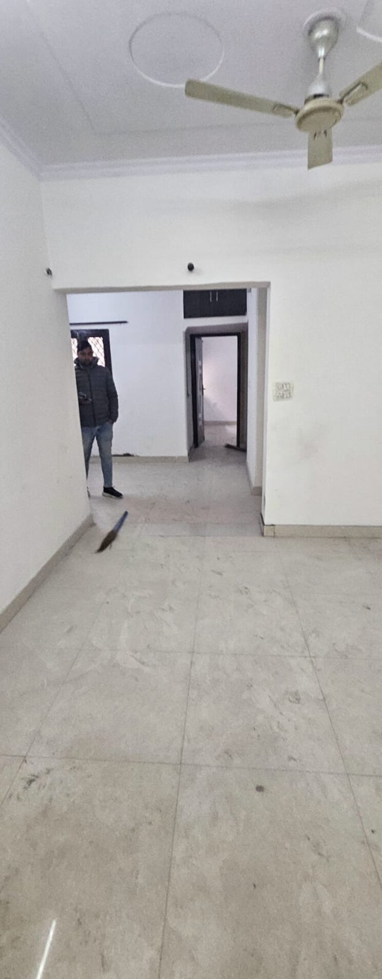 Room, sector 18 dwarka 2 Bedroom 1400 Sq.Ft. Apartment In Sector 18 Dwarka Delhi 7983249