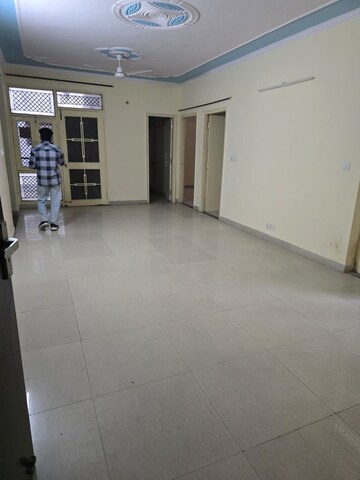 3 BHK Builder Floor For Rent in Omaxe Heights, Sector 86