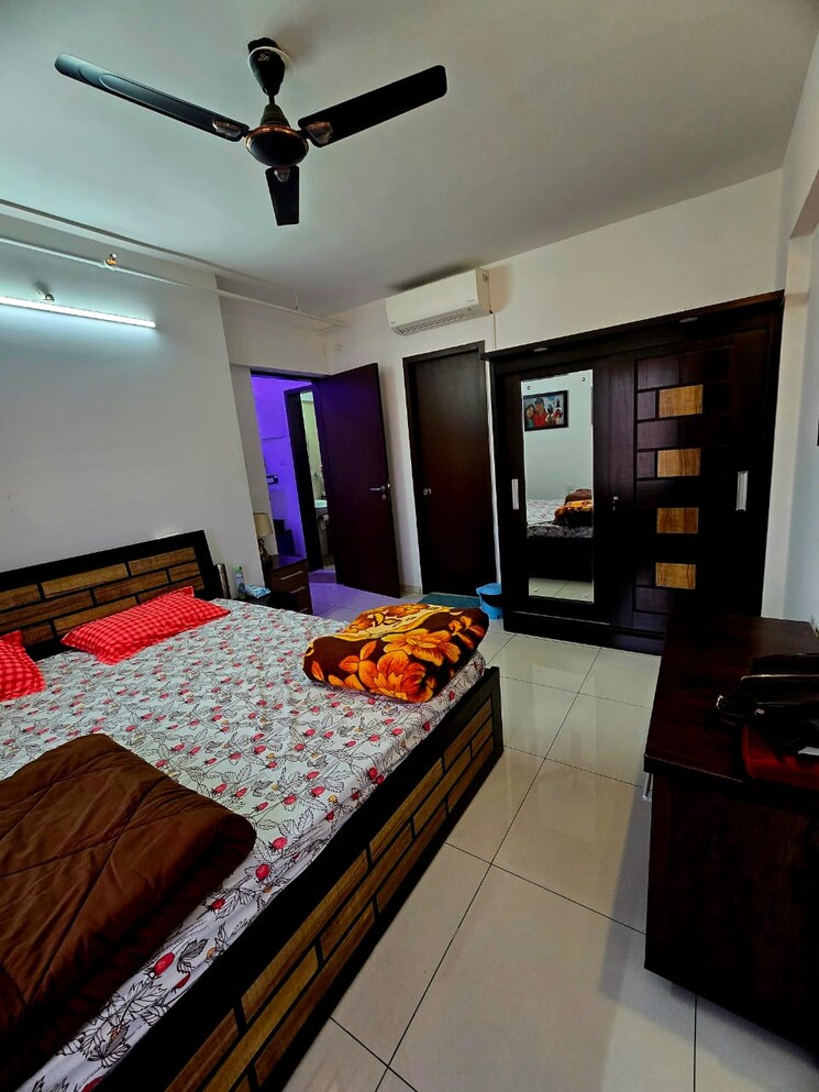 Bedroom, kumar-paradise-pune 3 Bedroom 1200 Sq.Ft. Apartment In Hadapsar Pune 7983293