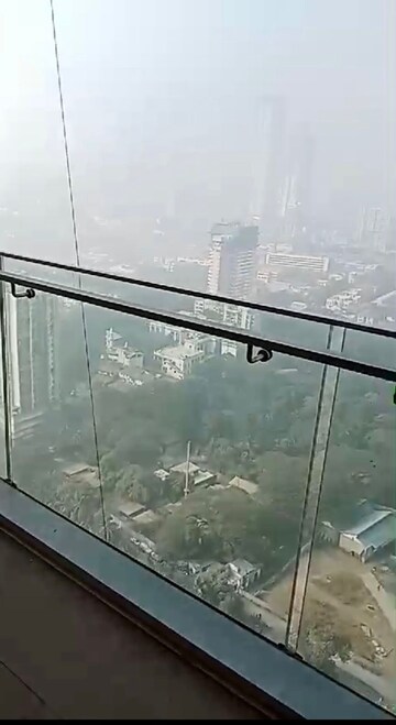 Furnished Amenities in 3 BHK Apartment at Piramal Aranya, Byculla – for Rent