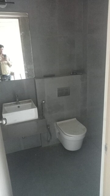 Bathroom in 4 BHK Apartment at Rajesh Raj Infinia, Malad West – for Rent