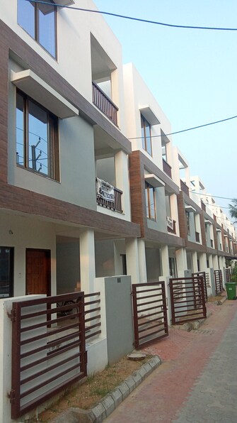 5 BHK Villa For Resale in Tankapani Road Bhubaneswar  7983333