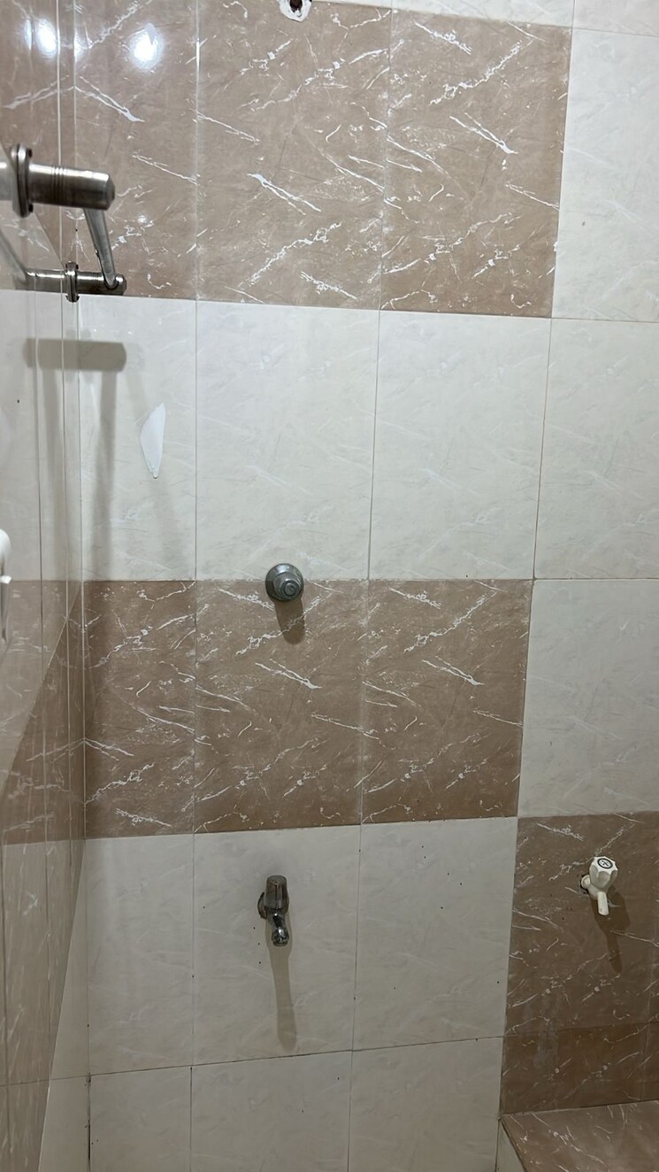 Bathroom, gala-lifestyle-haven 2 Bedroom 1400 Sq.Ft. Apartment In Near Nirma University On Sg Highway Ahmedabad 7983336