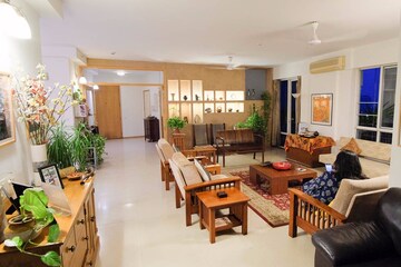 Living Room in 5 BHK Penthouse at Unitech The Close North, Sector 50 – for Rent