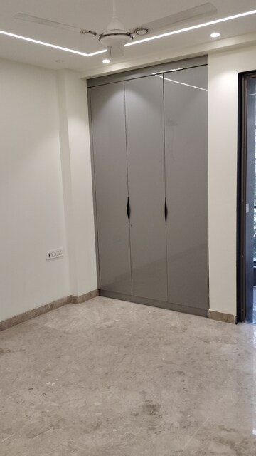 Building Lobby in 3.5 BHK Builder Floor at Rohini Sector 11 – for Rent