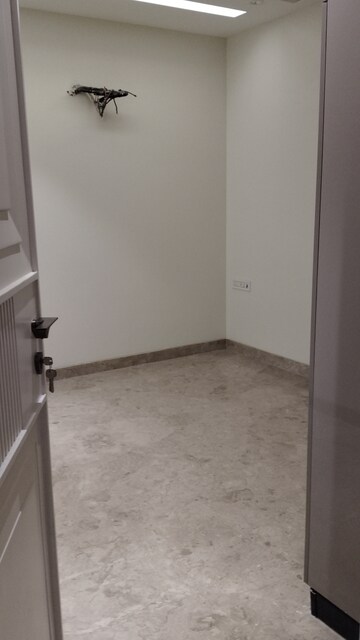 Room in 3.5 BHK Builder Floor at Rohini Sector 11 – for Rent