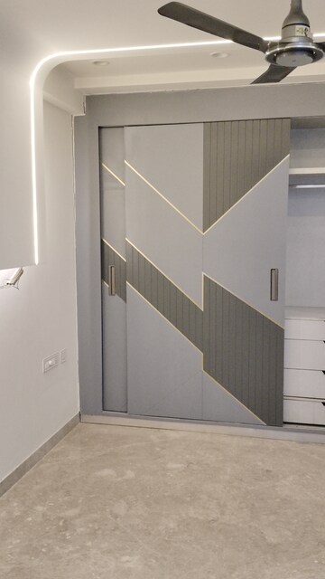 3.5 BHK Builder Floor For Rent in Rohini Sector 11