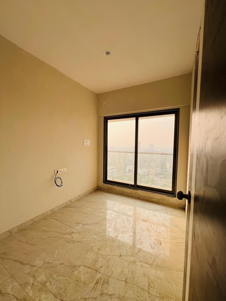 Room, siddh-royal-meadows 2 Bedroom 983 Sq.Ft. Apartment In Kalyan West Thane 7983399