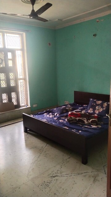 Bedroom in 1 BHK Builder Floor at Sector 22 – for Rent