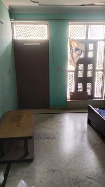 Furnished Amenities in 1 BHK Builder Floor at Sector 22 – for Rent