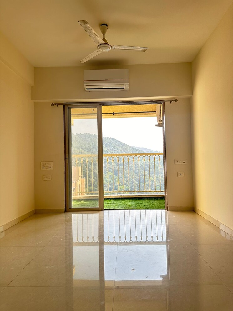 Room, rutu-city 1 Bedroom 452 Sq.Ft. Apartment In Kasarvadavali Thane 7983427