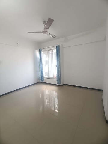Room in 1 BHK Apartment at Kailash Tower Nalasopara, Nalasopara East – for Rent