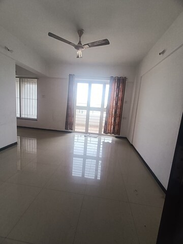 Room in 1 BHK Apartment at Kailash Tower Nalasopara, Nalasopara East – for Rent