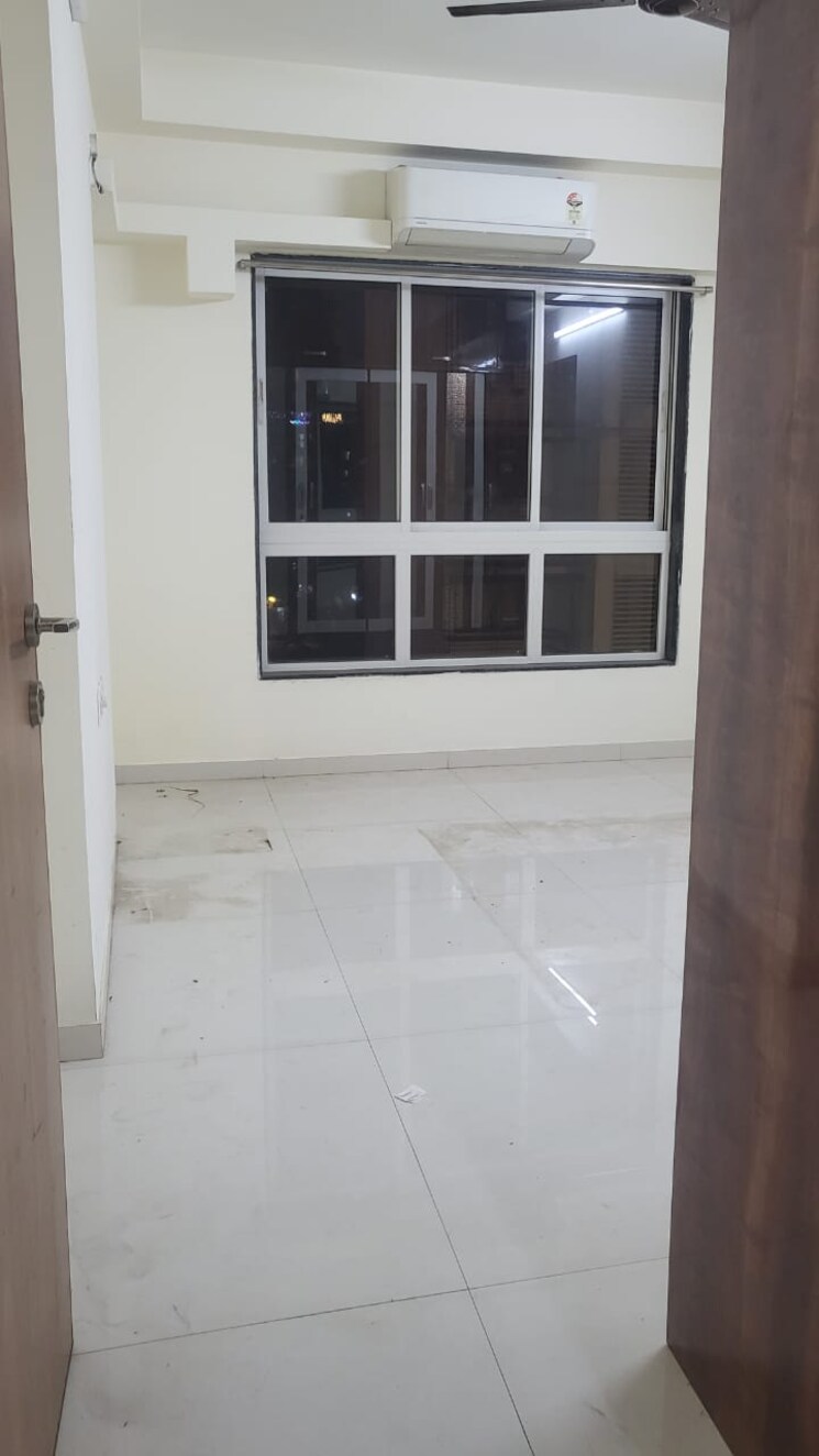 Bathroom, wadhwa-the-address-boulevard 3 Bedroom 1959 Sq.Ft. Apartment In Ghatkopar West Mumbai 7983436