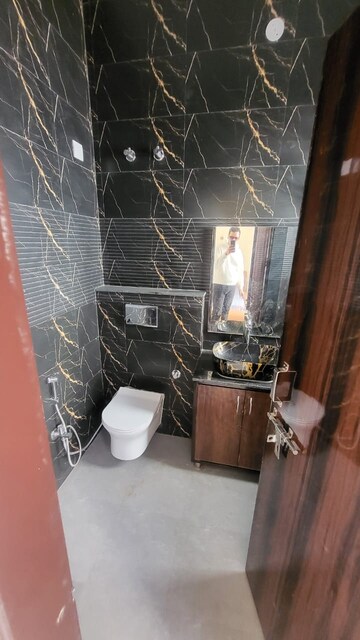 Staircase in 3 BHK Builder Floor at Sector 45 – for Rent