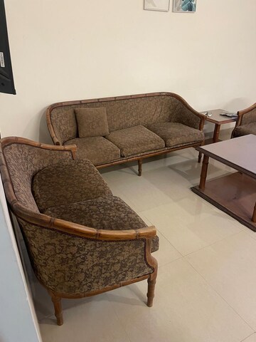Bedroom in 3 BHK Apartment at Ansal Sushant Estate, Sector 52 – for Rent