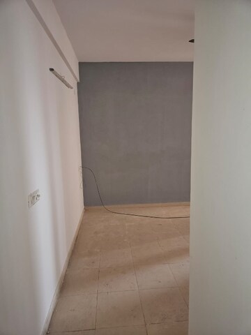 Furnished Amenities in 3 BHK Apartment at Auric City Homes, Sector 82 – for Rent