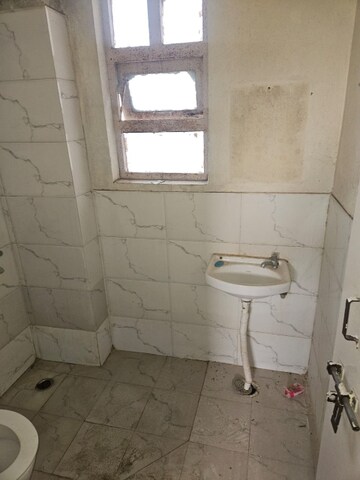 Master Bedroom in 3 BHK Apartment at Auric City Homes, Sector 82 – for Rent
