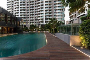 Swimming Pool in 4 BHK Apartment at Windsor Grande Residences, Andheri West – for Rent