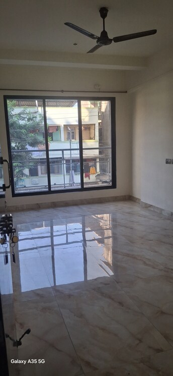 2 BHK Apartment For Rent in Mahesh CHS Gograswadi Dombivli East Thane  7983631