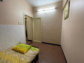 Room in 1.5 BHK Apartment at Karmvir Shubh Mangal, Kalina – for Rent