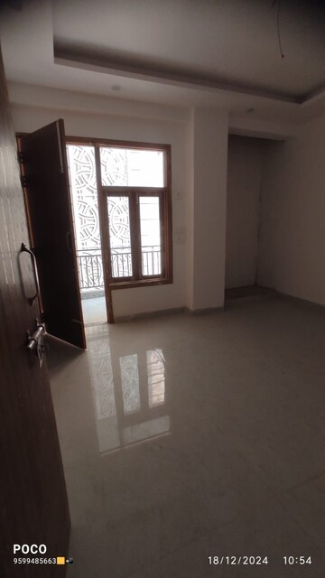 Room in 1 BHK Builder Floor at Mehrauli – for Sale
