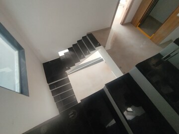Furnished Amenities in 5 BHK Villa at Khajaguda – for Sale