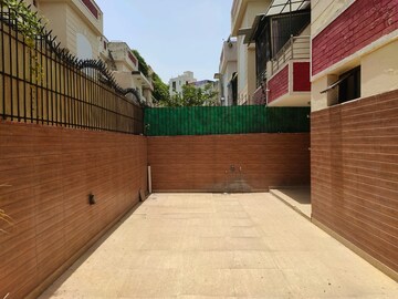 4 BHK Villa – Exterior View View at Sector 57 - for Sale