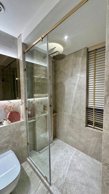 Bathroom in 4 BHK Apartment at Lodha The Park, Worli – for Sale