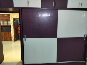 Room in 2 BHK Apartment at Lanco Hills Apartments, Manikonda – for Rent