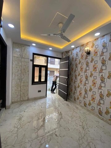 Room in 2 BHK Builder Floor at Freedom Fighters Enclave – for Rent