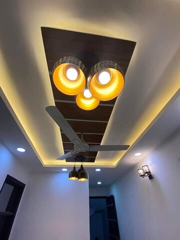 Furnished Amenities in 2 BHK Builder Floor at Freedom Fighters Enclave – for Rent