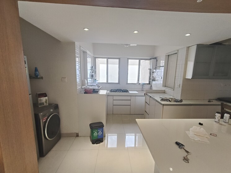 Kitchen, lodha-splendora 5 Bedroom 1550 Sq.Ft. Apartment In Ghodbunder Road Thane 7983778