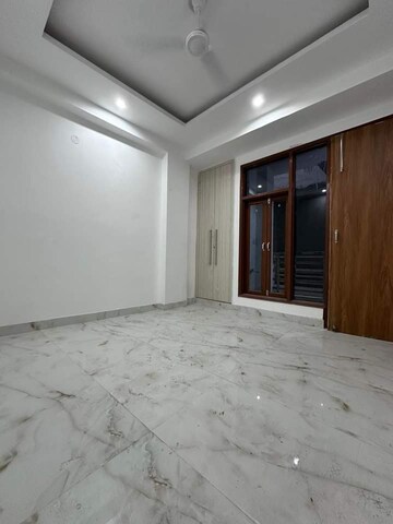Room in 1 BHK Builder Floor at Freedom Fighters Enclave – for Rent