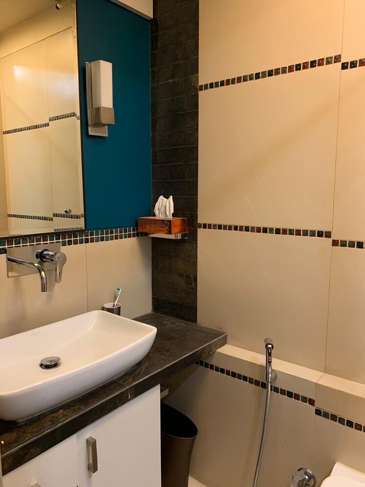 Bathroom, rishabh-towers 1 Bedroom 650 Sq.Ft. Apartment In Prabhadevi Mumbai 7983790