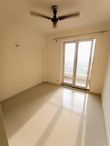 3 BHK Apartment For Rent in BPTP Discovery Park, Sector 80