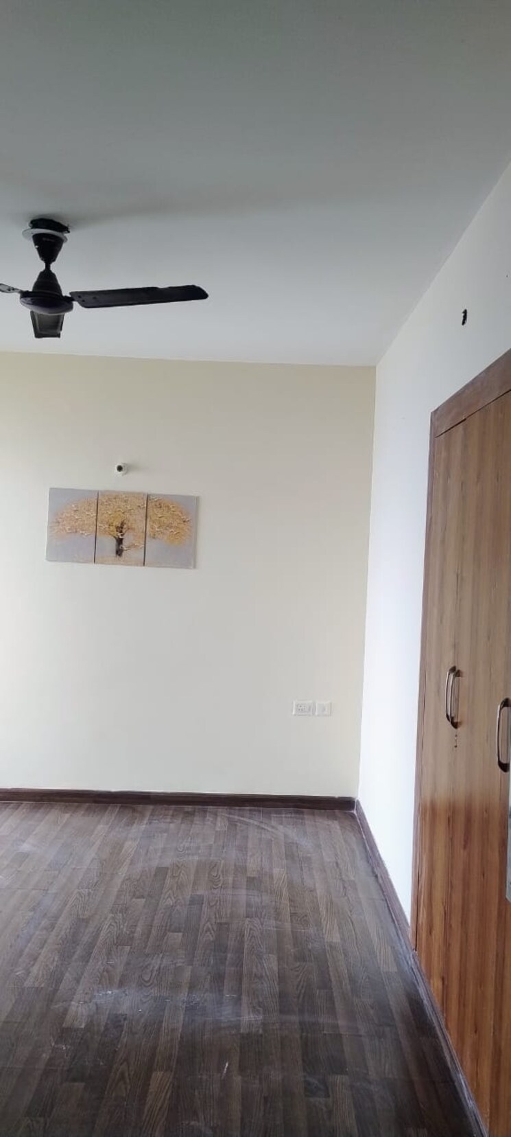 Room, bptp-discovery-park 2 Bedroom 1259 Sq.Ft. Builder Floor In Sector 80 Faridabad 7983806