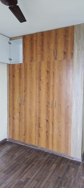 Furnished Amenities in 2 BHK Builder Floor at BPTP Discovery Park, Sector 80 – for Sale