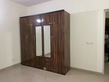 Master Bedroom in 3 BHK Builder Floor at Puri Pratham, Sector 84 – for Rent