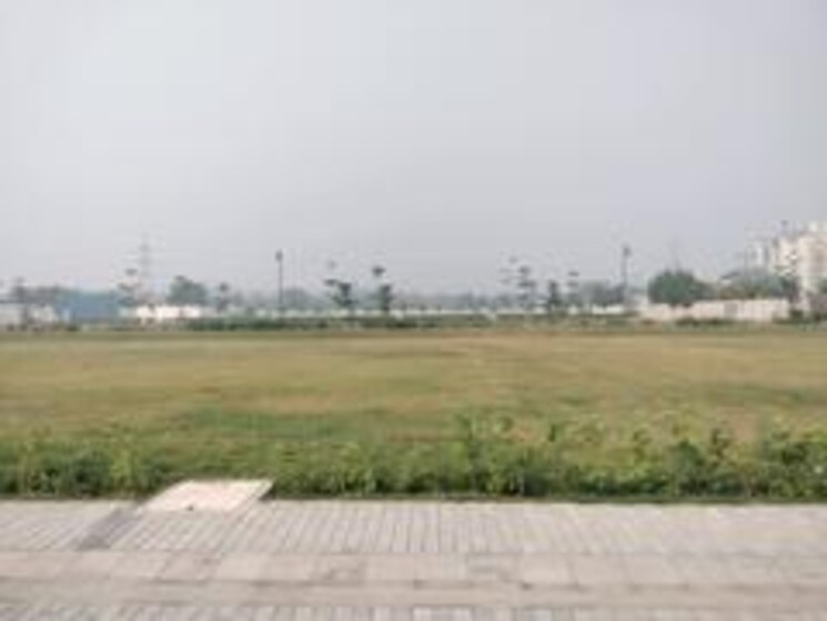 undefined, bptp-park-central  250 Sq.Yd. Plot In Sector 85 Faridabad 7983852