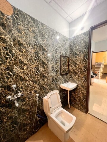 Master Bedroom in 1 BHK Apartment at Yashwant Park CHS, Vasai East – for Rent