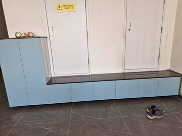 Furnished Amenities in 3 BHK Apartment at Puppalaguda – for Rent