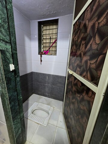 Bathroom in 1 BHK Apartment at Murbad Road – for Rent
