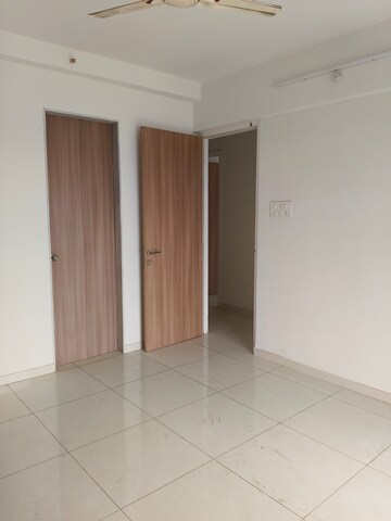 Room in 3 BHK Apartment at Godrej Emerald, Ghodbunder Road – for Rent