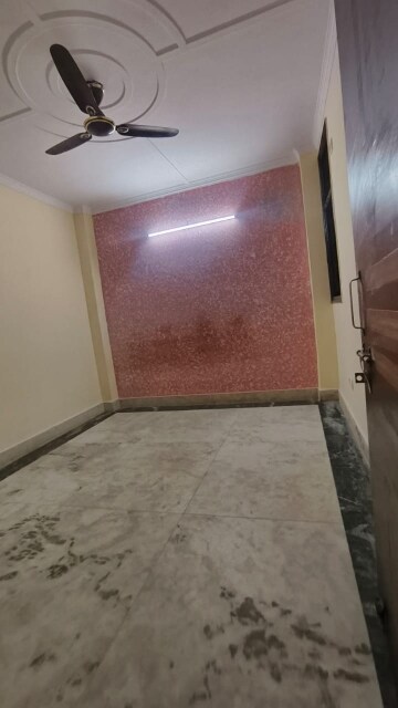 Master Bedroom in 1 BHK Apartment at Govindpuri – for Rent