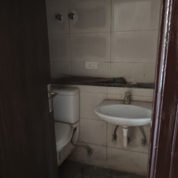 Bathroom in 3 BHK Apartment at BPTP Park Elite Premium, Sector 84 – for Sale