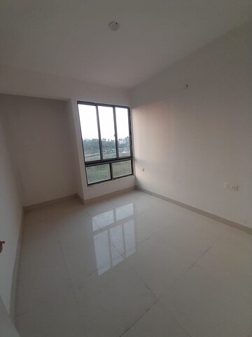 Room in 3 BHK Apartment at PS The 102, Joka – for Sale