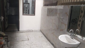 Bathroom in 1 RK Builder Floor at Sector 23 – for Rent