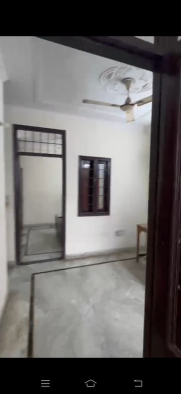 Room in 2.5 BHK Builder Floor at New Ashok Nagar – for Rent